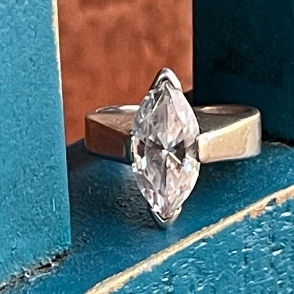 Silver ring cluster diamond - Picture 6 of 6